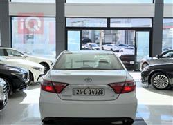 تۆیۆتا کامری